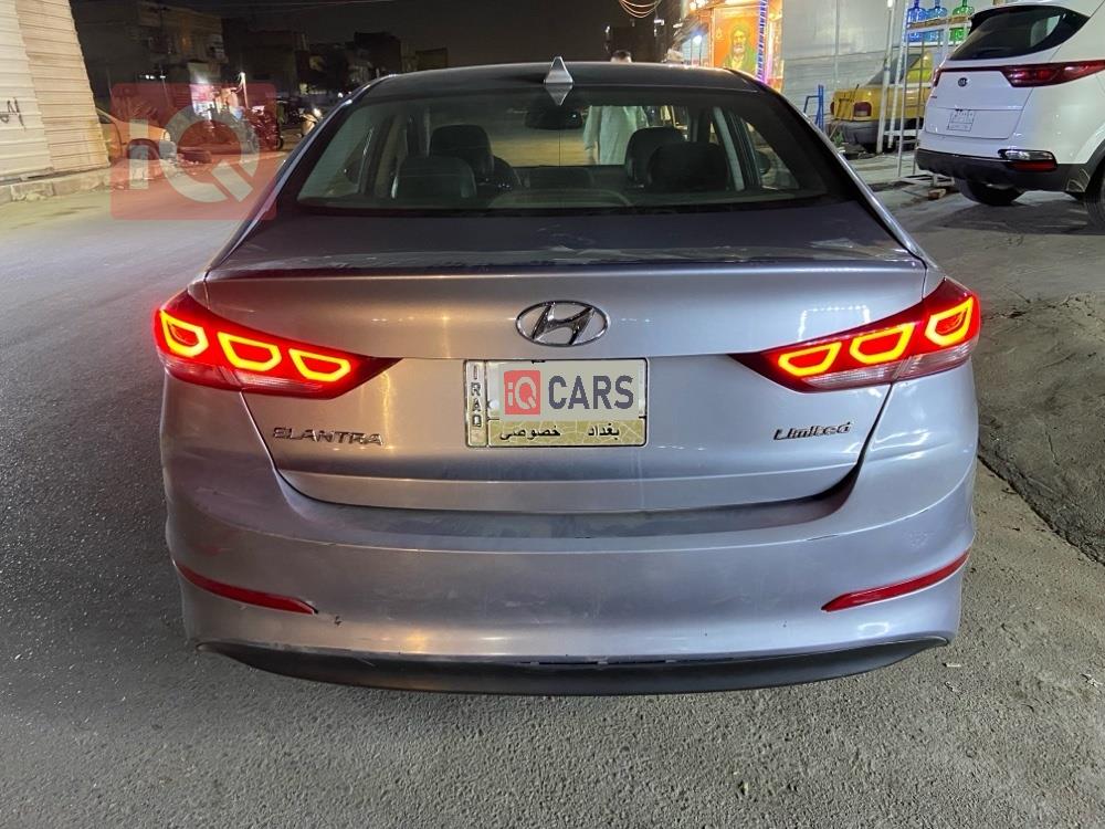 هیوندای ئەلەنترا